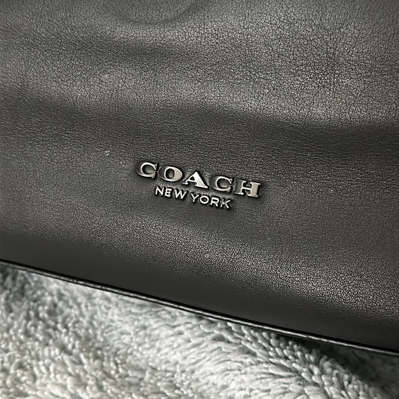 Coach Graham Soft Messenger F72511 - Picture 3 of 12